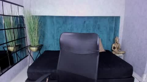 Snapshot of antoniajblair chatting on April 18, 11:58 am A N T O N I A online show from April 18, 11:58 am