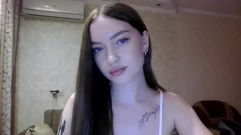 Snapshot of antonina25440 chatting on September 20, 5:47 pm antonina25440 online show from September 20, 5:47 pm