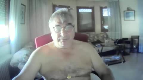 Antonio online show from October 15, 1:55 pm