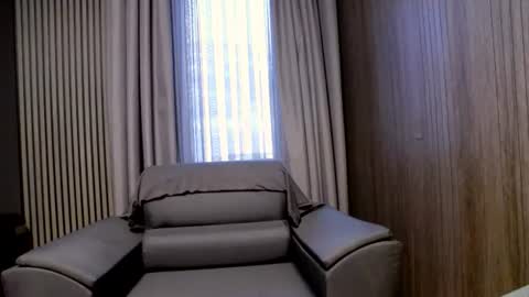 HI My name is Antonio online show from July 15, 6:35 pm