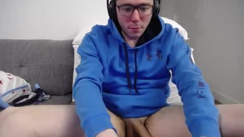 Snapshot of antrol13 chatting on February 28, 1:26 am Ask me online show from February 28, 1:26 am