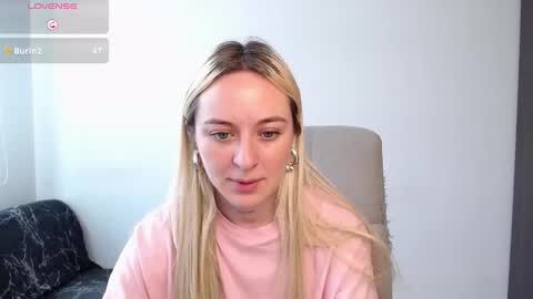 Snapshot of anttoniia chatting on January 8, 7:03 pm Antonia online show from January 8, 7:03 pm