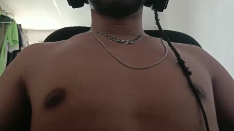 Snapshot of anuardhm chatting on January 7, 6:56 pm AnuarDHM online show from January 7, 6:56 pm