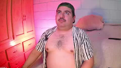 Snapshot of anuarfox chatting on March 10, 7:35 am AnuarFox online show from March 10, 7:35 am
