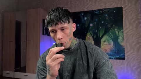 Tom online show from February 4, 6:08 am