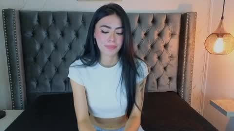 Snapshot of anya_belth chatting on April 21, 7:39 pm anya_belth online show from April 21, 7:39 pm