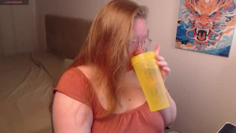 Snapshot of anya_muna chatting on December 6, 7:34 pm Anya Muna online show from December 6, 7:34 pm