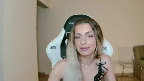 Snapshot of anyamurr chatting on May 24, 6:46 pm Anya online show from May 24, 6:46 pm