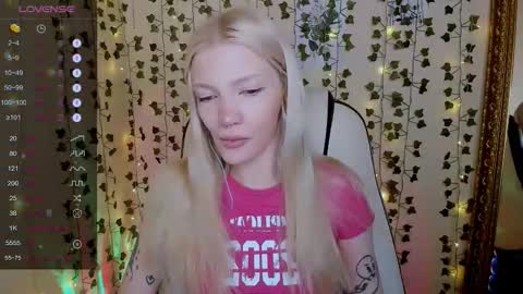 Anya online show from February 3, 2:10 am