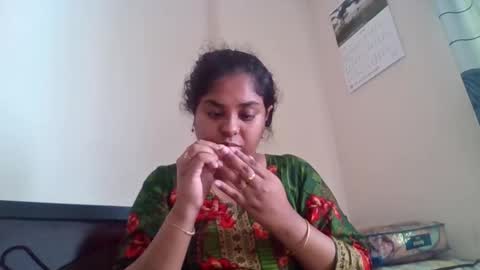 anydanyg online show from April 10, 7:24 am