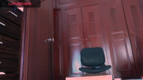 angel online show from January 17, 8:44 pm