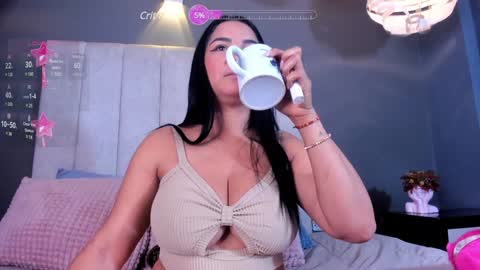 Snapshot of anyrax1 chatting on January 29, 12:24 pm Anyrax online show from January 29, 12:24 pm