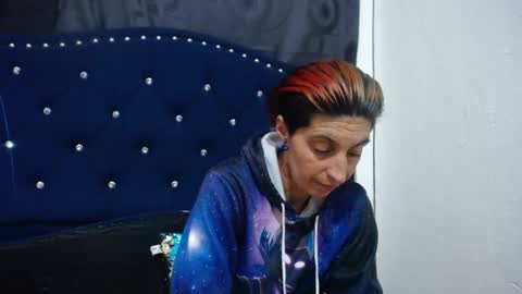 Snapshot of anyu_1306 chatting on January 17, 5:00 am anyu online show from January 17, 5:00 am