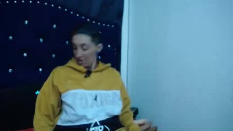 Snapshot of anyu_1306 chatting on February 17, 6:09 am anyu online show from February 17, 6:09 am