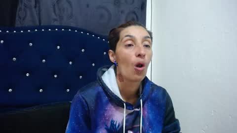 Snapshot of anyu_1306 chatting on March 9, 3:01 am anyu online show from March 9, 3:01 am