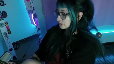 Snapshot of aoi_dandelion chatting on October 27, 12:36 am aoi_dandelion online show from October 27, 12:36 am