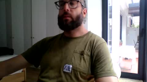 Snapshot of apc_3 chatting on June 10, 9:08 am apc_3 online show from June 10, 9:08 am