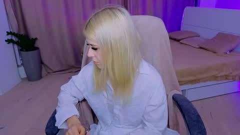 ApheliaStar online show from March 13, 4:57 pm