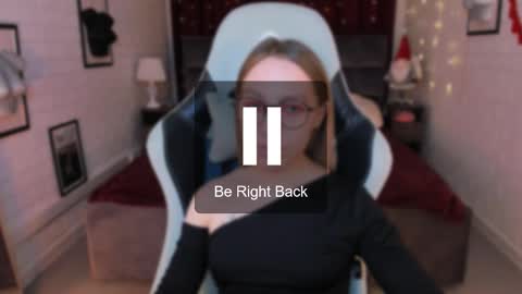 Snapshot of aphexqueen chatting on February 10, 5:19 pm APHEX QUEEN online show from February 10, 5:19 pm