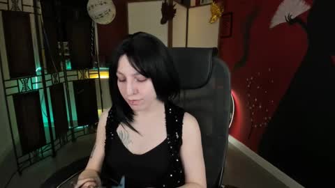 Snapshot of aphexqueen chatting on March 12, 1:08 pm APHEX QUEEN online show from March 12, 1:08 pm