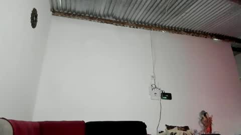 follow me   here you find me online show from May 10, 11:26 am