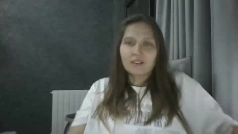 Snapshot of aphrodisiaque_ chatting on April 9, 5:40 pm aphrodisiaque_ online show from April 9, 5:40 pm