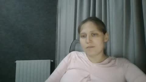 Snapshot of aphrodisiaque_ chatting on April 11, 3:49 pm aphrodisiaque_ online show from April 11, 3:49 pm