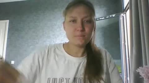 Snapshot of aphrodisiaque_ chatting on May 6, 12:21 pm aphrodisiaque_ online show from May 6, 12:21 pm