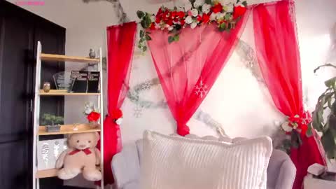 Snapshot of aphroditesweet chatting on June 20, 9:28 pm aphrodite online show from June 20, 9:28 pm