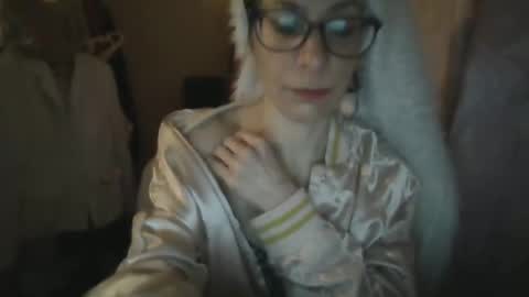 Snapshot of aphrodity_rox chatting on April 9, 8:25 pm Aphrodity Rox online show from April 9, 8:25 pm