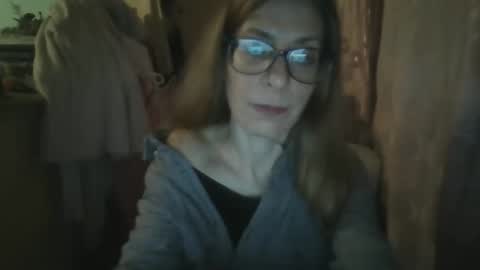 Snapshot of aphrodity_rox chatting on May 15, 8:49 pm Aphrodity Rox online show from May 15, 8:49 pm
