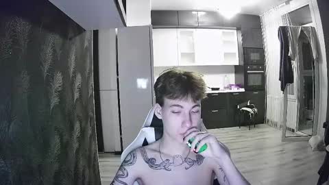 aplant_ online show from September 19, 10:21 pm