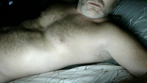 Snapshot of apluslickin chatting on August 1, 8:35 am Aplusickin online show from August 1, 8:35 am