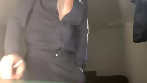 Snapshot of apollonfitx_69 chatting on January 15, 10:49 am apollonfitx_69 online show from January 15, 10:49 am