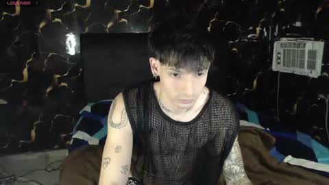 Snapshot of apolo01_ chatting on June 18, 10:25 pm Apolo online show from June 18, 10:25 pm