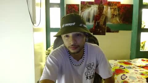 Snapshot of apolo_98 chatting on December 4, 12:58 pm APOLO online show from December 4, 12:58 pm