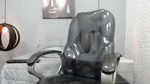 Snapshot of apolo_98 chatting on December 27, 4:21 pm APOLO online show from December 27, 4:21 pm