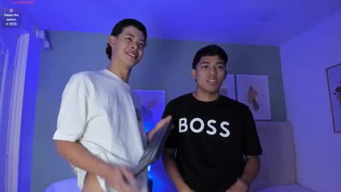 Snapshot of apoloricci chatting on February 17, 8:15 pm Apolo twink online show from February 17, 8:15 pm