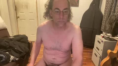 Snapshot of apostrphy chatting on March 11, 12:22 am Apostrphy online show from March 11, 12:22 am