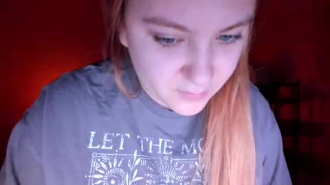 appleyummybuns online show from January 6, 11:29 pm