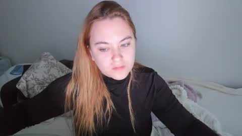 appleyummybuns online show from June 17, 10:50 am