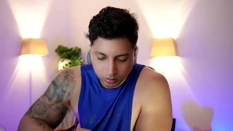 Snapshot of appolo_allen chatting on April 21, 2:26 am insta appolo master online show from April 21, 2:26 am