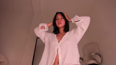 Anny online show from June 4, 1:17 pm