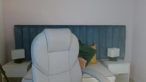 April Bunny online show from December 31, 5:40 pm