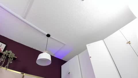 April online show from November 6, 11:22 am