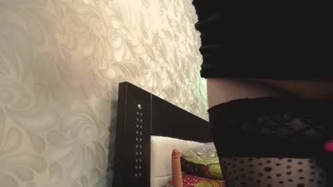 Snapshot of april_bronte chatting on February 15, 7:51 am April Bronte online show from February 15, 7:51 am