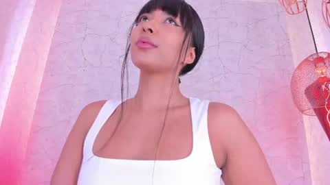 Snapshot of aprilalen chatting on July 18, 1:37 pm April online show from July 18, 1:37 pm