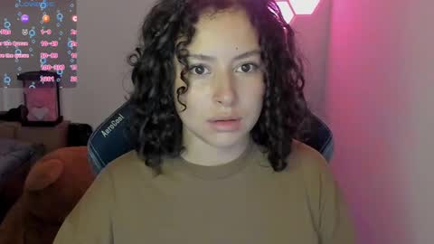 Snapshot of aqua_emilly chatting on December 16, 3:30 am aqua emilly online show from December 16, 3:30 am