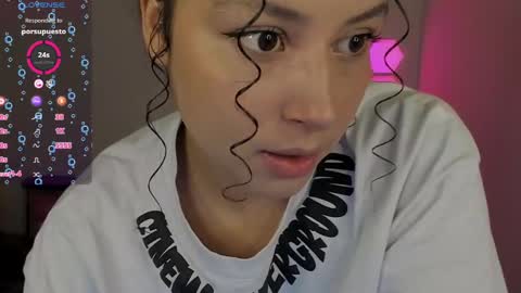 Snapshot of aqua_emilly chatting on January 12, 2:03 am aqua emilly online show from January 12, 2:03 am