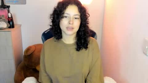 Snapshot of aqua_emilly chatting on October 1, 11:22 pm aqua emilly online show from October 1, 11:22 pm